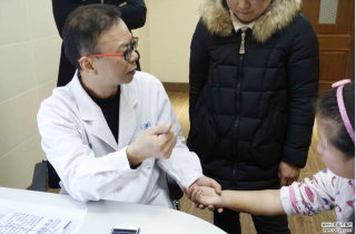 在徐州仁慈醫(yī)院接受中國(guó)Ilizarov技術(shù)專家親診，是一種什么感受?