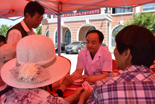 <a href='http://www.cuzhaopin.cn/a/1471.html' target='_blank'><u>石榮劍</u></a>