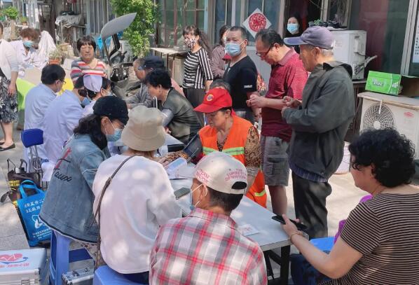 財貿(mào)職工醫(yī)院義診