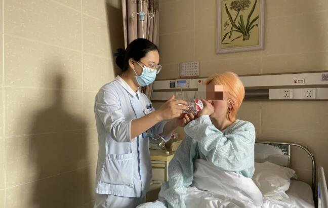 無(wú)陪護(hù)病房