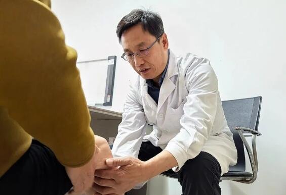 <a href='http://www.cuzhaopin.cn/' target='_blank'><u>徐州仁慈醫(yī)院</u></a>